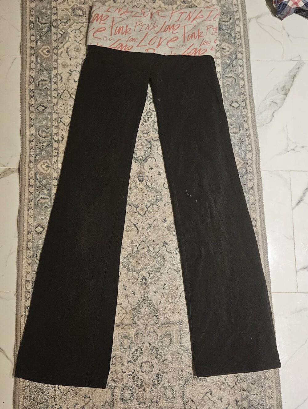 2000s Pink Victoria's Secret Black Fold Over Yoga Pants